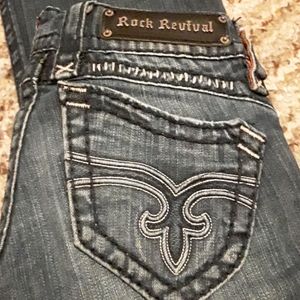 Medium washed jeans